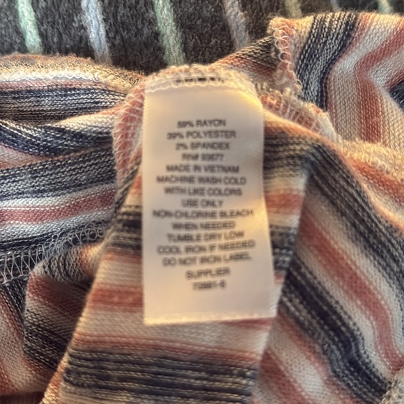 a.n.a a new approach women’s striped top size xlarge . - Picture 5 of 9